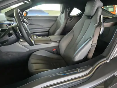 BMW i8 Coupé — Hybride Performance 362 ch, État Collector 44'500 km — Thumbnail 17