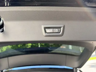 BMW X3 xDrive 20i Luxury Line — SUV premium avec affichage tête-haute et caméra — Miniatur 14