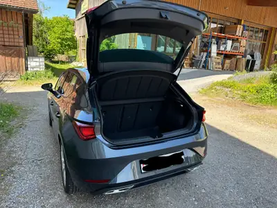 SEAT Leon 1.5 TSI Hola — Berline dynamique, première main, équipement premium — Detail