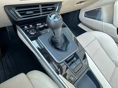 Porsche 911 Targa 3.0 Carrera 4S Heritage Design Edition — Chef-d'œuvre décapotable, seulement 2000 km — Thumbnail 22