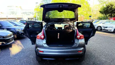 Nissan Juke 1.6 DIG-T Tekna 4x4 — Compact SUV dynamique, première main impeccable — Miniatura 7