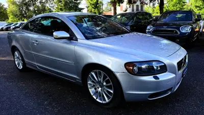 Volvo C70 2.4 Kinetic — Cabriolet élégant, première main, sans sinistre — Seitenansicht