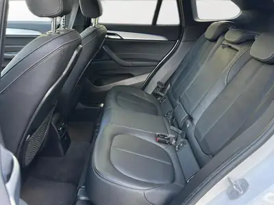 BMW X1 xDrive 20d M Sport — SUV compact diesel performant, entretien complet — detail