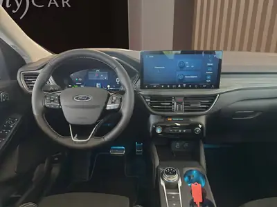 Ford Kuga 2.5 PHEV Active X — SUV hybride rechargeable, faible kilométrage — détail