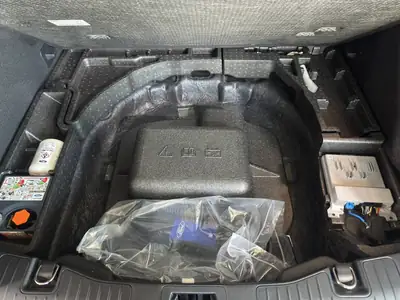 Ford Kuga 2.5 PHEV Active X — SUV hybride rechargeable, faible kilométrage — Miniature 13