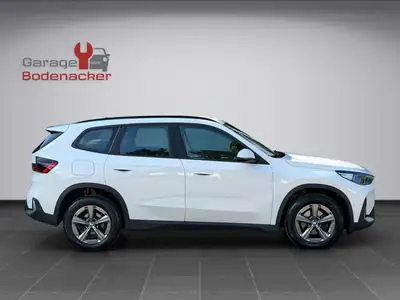 BMW X1 sDrive 18d — SUV compact diesel, équipement premium et consommation maîtrisée — detail