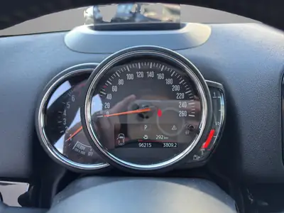 MINI Countryman Cooper ALL4 — SUV compact polyvalent, traction intégrale et technologie Steptronic — Thumbnail 11