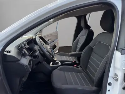 Dacia Jogger TCe 110 Comfort — 7 places, spacieux et économique — Thumbnail 9