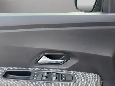 Dacia Jogger TCe 110 Comfort — 7 places, spacieux et économique — Thumbnail 12