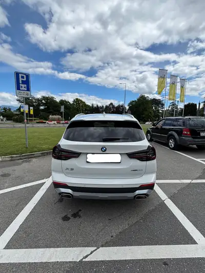 BMW X3 xDrive 20i — SUV polyvalent 2023, faible kilométrage, sans sinistre — dettaglio
