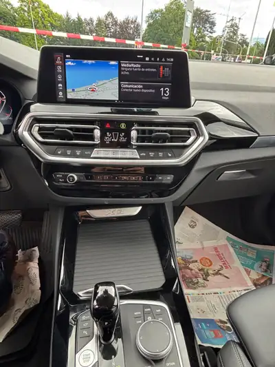 BMW X3 xDrive 20i — SUV polyvalent 2023, faible kilométrage, sans sinistre — Miniatura 14