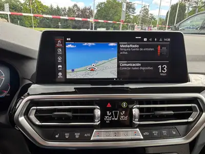BMW X3 xDrive 20i — SUV polyvalent 2023, faible kilométrage, sans sinistre — Miniatura 15