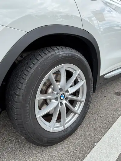 BMW X3 xDrive 20i — SUV polyvalent 2023, faible kilométrage, sans sinistre — Miniatura 17