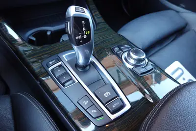 BMW X3 xDrive 30d Pack M — SUV diesel performant, cuir et jantes 19 pouces — Miniature 20
