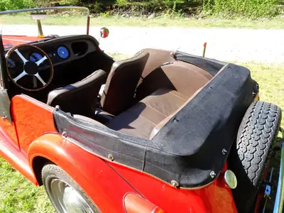 Morgan 4/4 Competition Ford 1600 GT — Roadster britannique rétro, 42'630 km d'histoire — dettaglio