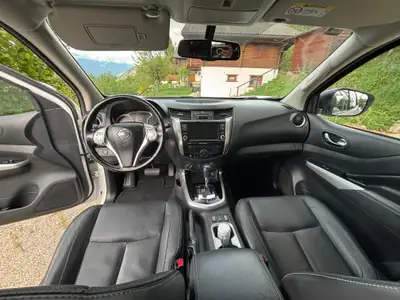 Nissan Navara 2.3 dCi Double Cab Tekna — Robuste pick-up 4x4, 104 000 km, sans sinistre — Armaturenbrett