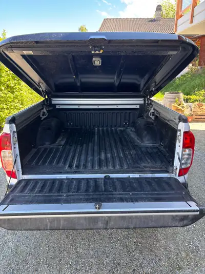 Nissan Navara 2.3 dCi Double Cab Tekna — Robuste pick-up 4x4, 104 000 km, sans sinistre — Detail