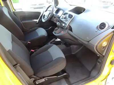 Renault Kangoo Z.E. 33 — Utilitaire électrique 100% écologique, 2 places, 87'000 km — Miniature 10