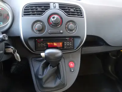 Renault Kangoo Maxi Z.E. 33 — Utilitaire électrique compact, 87'000 km — Miniature 11