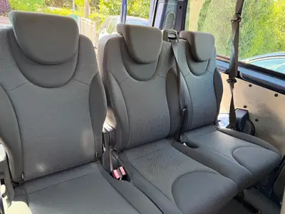 Citroën Jumpy 2.0 HDi L2H1 Seduction — Monospace 9 places, diesel économique, faible kilométrage — Miniature 11