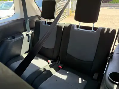 Mazda 5 1.8 16V Confort — Monospace 7 places fiable, climatisé et entretenu — Miniature 14