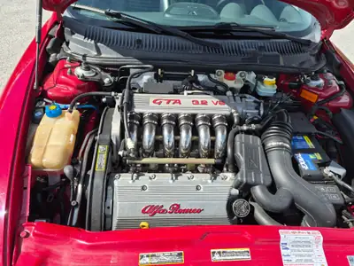 Alfa Romeo 156 3.2 V6 24V GTA — Berline sportive mythique, 250 ch pure — intérieur