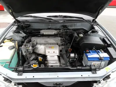 Toyota Camry 2.2 GL ABS — Berline fiable des années 90, moteur éprouvé — dettaglio