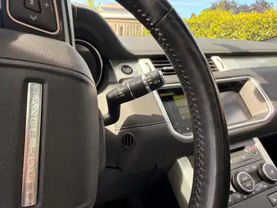 Range Rover Evoque 2.0 Si4 Pure — SUV compact premium, 241 ch et sièges chauffants — Miniature 17