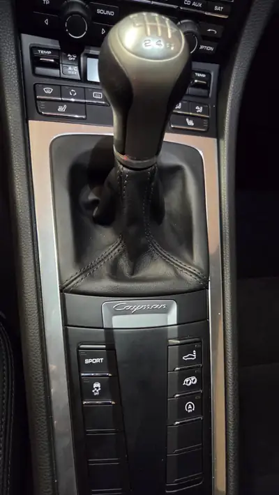 Porsche Cayman 3.4 S — Coupé sportif 325 ch, seulement 28000 km — cruscotto