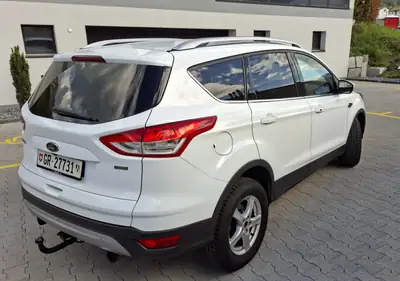 Ford Kuga 1.6 EcoBoost Titanium — SUV polyvalent, 101'000 km, tout-terrain fiable — arrière
