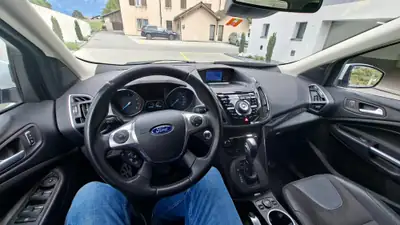 Ford Kuga 1.6 EcoBoost Titanium — SUV polyvalent, 101'000 km, tout-terrain fiable — détail