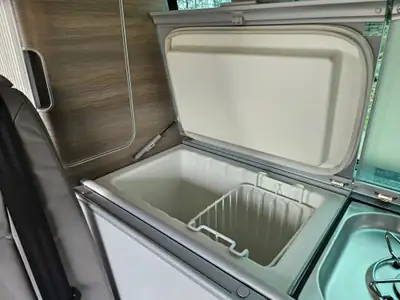 VW T5 2.0 TDI 140 Comfortline DSG California — Aménagé premium, 89 200 km, sans sinistre — Miniatur 15