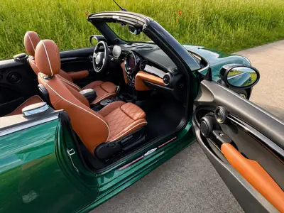 MINI Cabrio 2.0i John Cooper Works — Cabriolet sportif 231 ch, état impeccable — interni