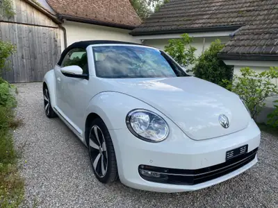 VW Beetle Cabrio 1.4 TSI Sport — Décapotable mythique, entretien à jour & faible kilométrage — Miniatura 9