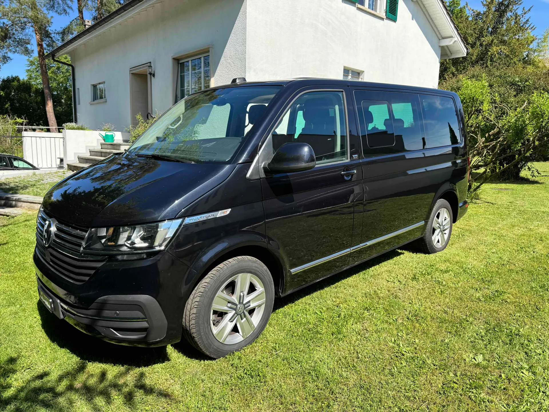 VW Multivan T6.1 2.0 TDI 150 4Motion — Monospace familial 7 places, 4x4 intégral — Außenansicht
