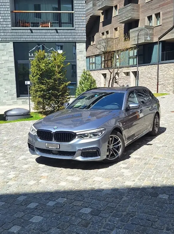 BMW 530d xDrive Touring — Break diesel puissant, entretien impeccable, équipement premium — Außenansicht