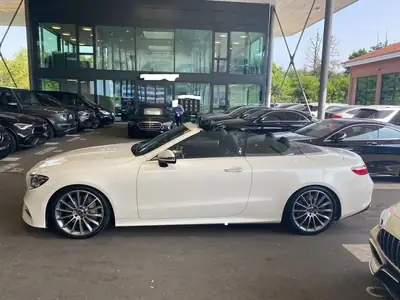 Mercedes-Benz E 400 Cabriolet — Élégance décapotable, motorisation essence performante — vista esterna