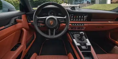 Porsche 911 S/T Heritage 2024 — Coupé sportif légendaire, 1350 km, Shore Blue — Miniatura 8