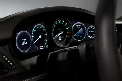 Porsche 911 S/T Heritage 2024 — Coupé sportif légendaire, 1350 km, Shore Blue — Miniatura 12