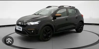 Dacia Sandero 1.0 TCe 110 Stepway Extreme+ — SUV urbain robuste et économique — exterior view