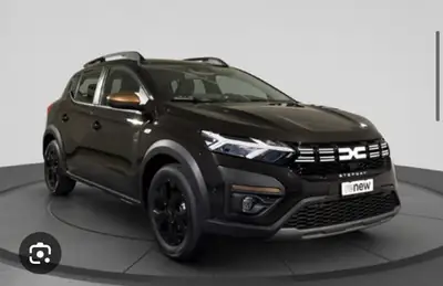 Dacia Sandero 1.0 TCe 110 Stepway Extreme+ — SUV urbain robuste et économique — side view