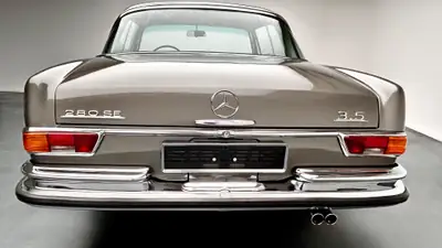 Mercedes-Benz 280 SE Coupé 1970 — Légende S-Klasse, 200 ch, histoire garantie — arrière