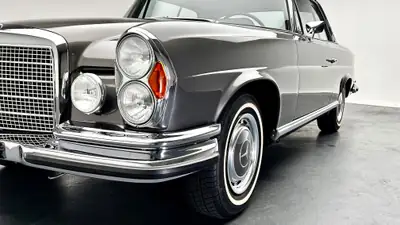 Mercedes-Benz 280 SE Coupé 1970 — Légende S-Klasse, 200 ch, histoire garantie — Miniature 9