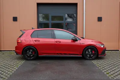 VW Golf 2.0 TSI GTI Clubsport — 301 ch, technologie IQ Light et freinage haute performance — intérieur