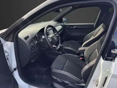 Skoda Fabia 1.0 TSI Monte Carlo DSG — Citadine dynamique, faible kilométrage et garantie 12 mois — Thumbnail 11