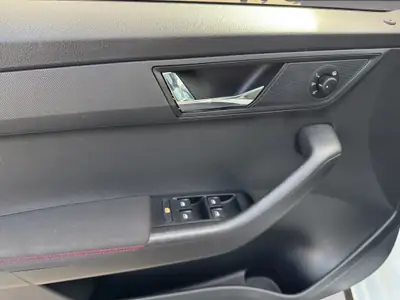 Skoda Fabia 1.0 TSI Monte Carlo DSG — Citadine dynamique, faible kilométrage et garantie 12 mois — Thumbnail 13