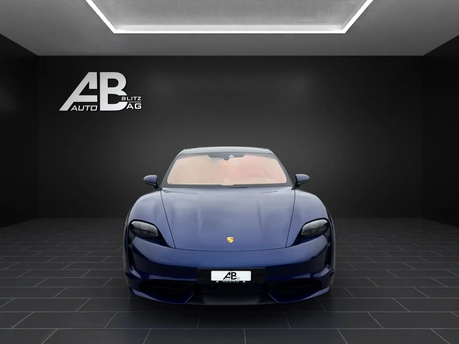 Porsche Taycan 4S Turbo 680 ch — Électrique haute performance, 83 000 km