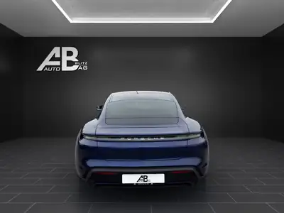 Porsche Taycan 4S Turbo 680 ch — Électrique haute performance, 83 000 km — interior