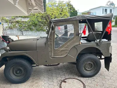 Jeep CJ-5 Kaiser 1970 — Légendaire 4x4 Militaire en État Veteran « Très Bon » — arrière