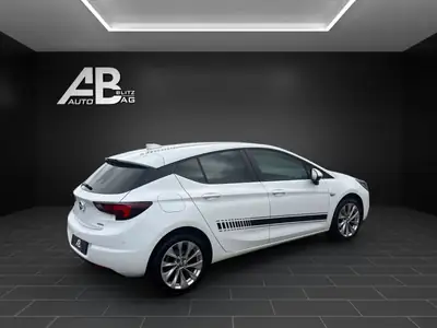 Opel Astra 1.4i Turbo Enjoy 2017 — Berline fiable, révision complète incluse — Armaturenbrett